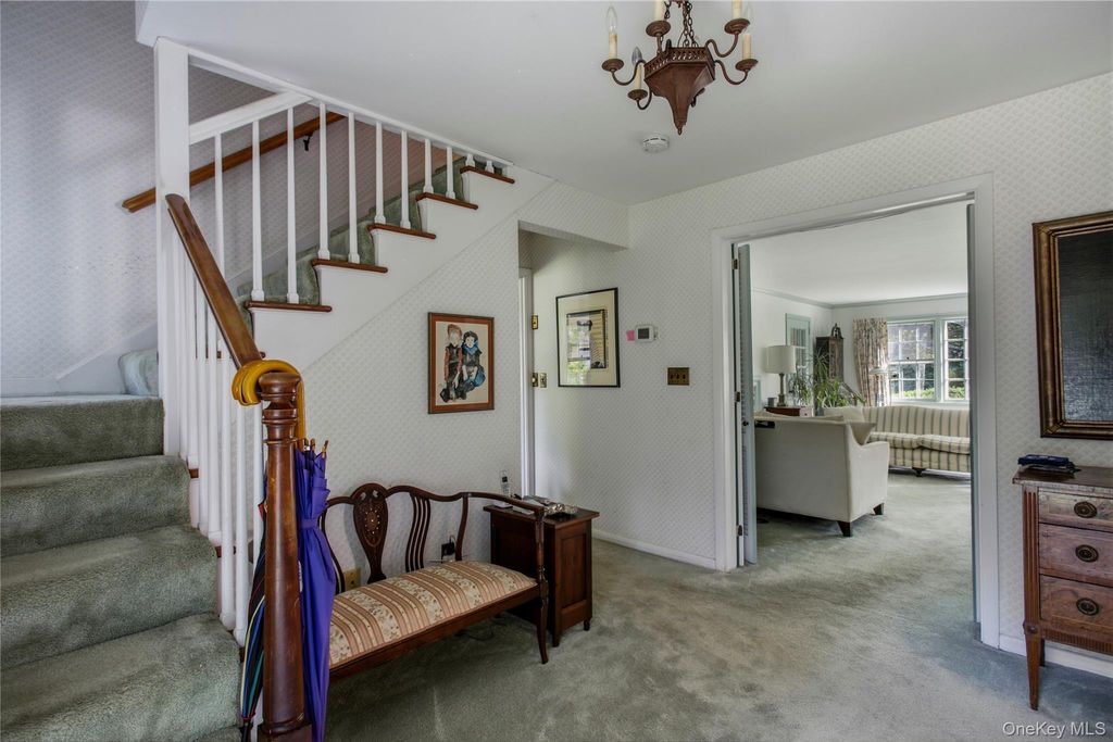 1 Grandview Circle, Pleasantville, NY 10570 — photo 4