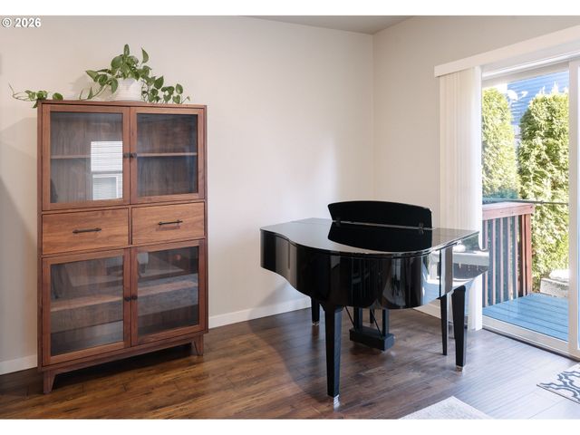 1740 N 23RD St, Washougal, WA 98671