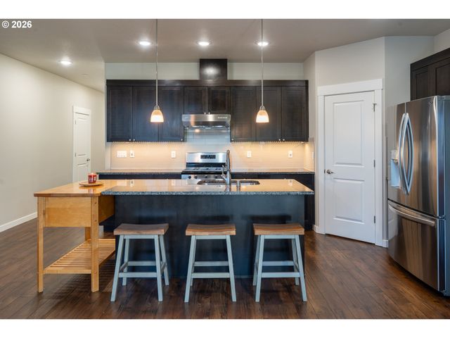 1740 N 23RD St, Washougal, WA 98671