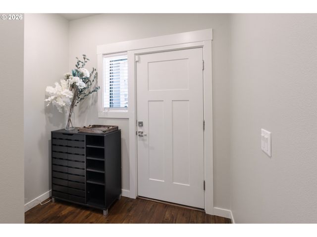 1740 N 23RD St, Washougal, WA 98671