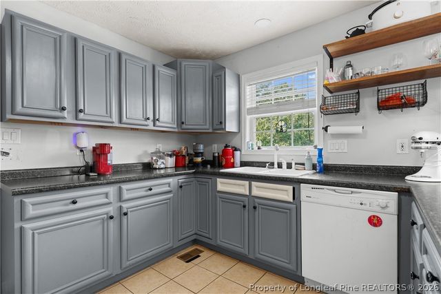65 Wessex Court, Cameron, NC 28326