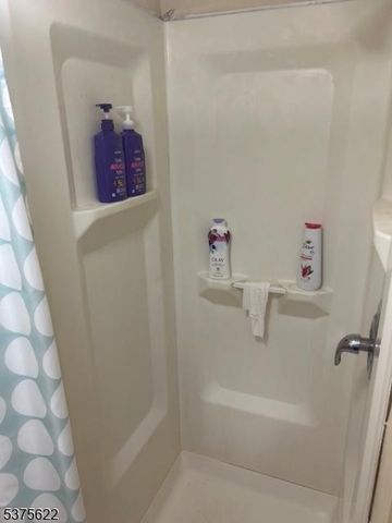 106 W Somerset St, Raritan Boro, NJ 08869