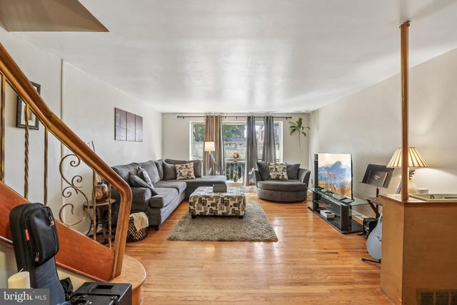 1214 E SYDNEY ST, Philadelphia, PA 19150