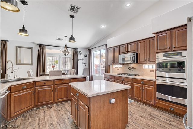 7651 Man O War Street, Las Vegas, NV 89131