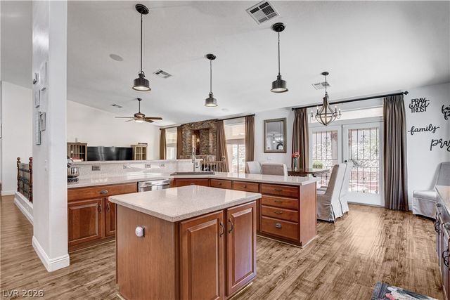 7651 Man O War Street, Las Vegas, NV 89131