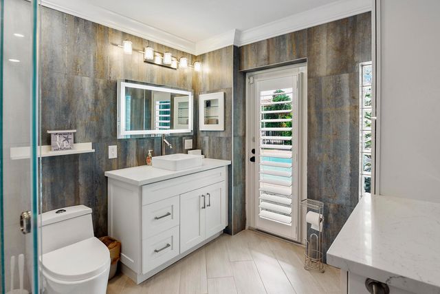 4030 NE 25th Avenue, Lighthouse Point, FL 33064