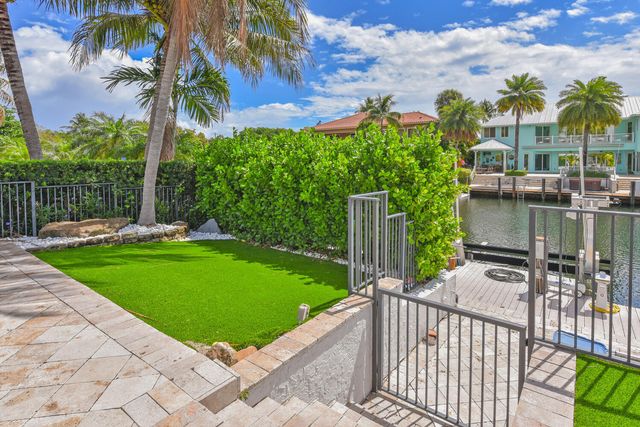 4030 NE 25th Avenue, Lighthouse Point, FL 33064