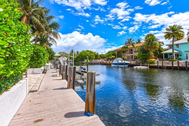 4030 NE 25th Avenue, Lighthouse Point, FL 33064