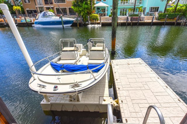 4030 NE 25th Avenue, Lighthouse Point, FL 33064