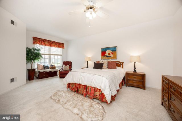 1417 HONEYSUCKLE CT, West Chester, PA 19380