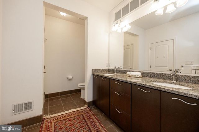 1417 HONEYSUCKLE CT, West Chester, PA 19380