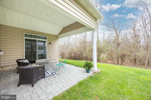 1417 HONEYSUCKLE CT, West Chester, PA 19380