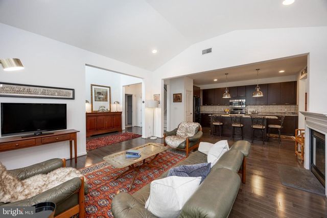 1417 HONEYSUCKLE CT, West Chester, PA 19380