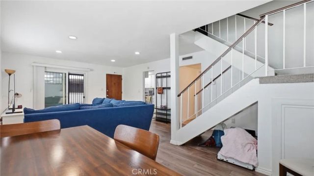 1239 W Rosecrans 4, Gardena, CA 90247