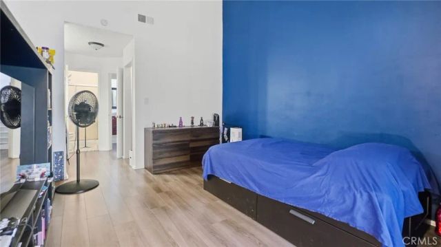 1239 W Rosecrans 4, Gardena, CA 90247