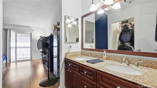 1239 W Rosecrans 4, Gardena, CA 90247
