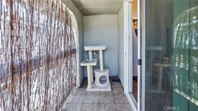 1239 W Rosecrans 4, Gardena, CA 90247