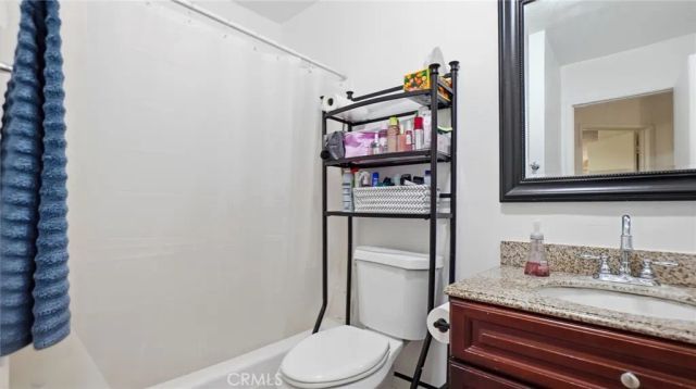 1239 W Rosecrans 4, Gardena, CA 90247
