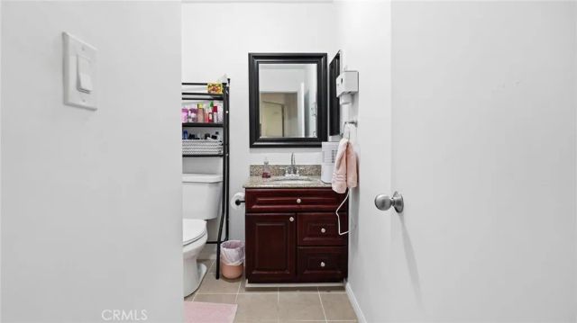 1239 W Rosecrans 4, Gardena, CA 90247