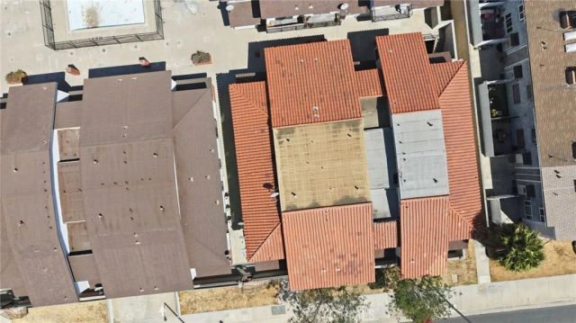1239 W Rosecrans 4, Gardena, CA 90247