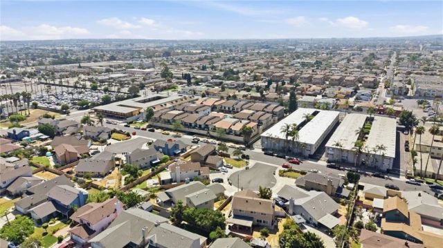 1239 W Rosecrans 4, Gardena, CA 90247