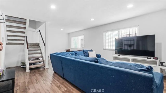 1239 W Rosecrans 4, Gardena, CA 90247
