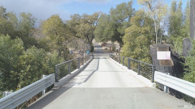 5420 Wikiup Bridge Way, Santa Rosa, CA 95404