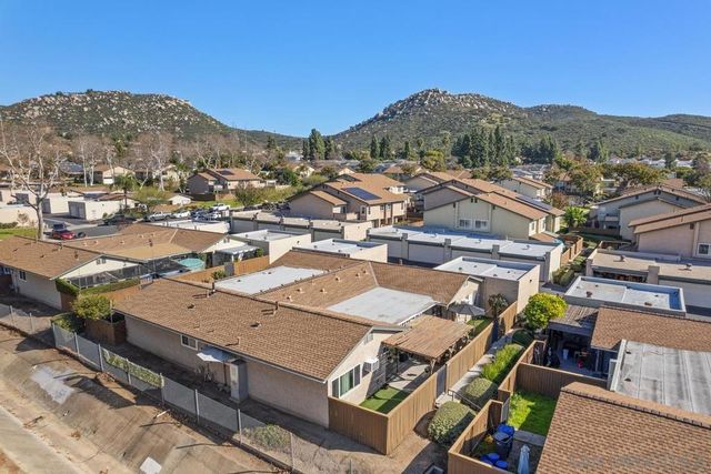 10209 Princess Sarit Way, Santee, CA 92071