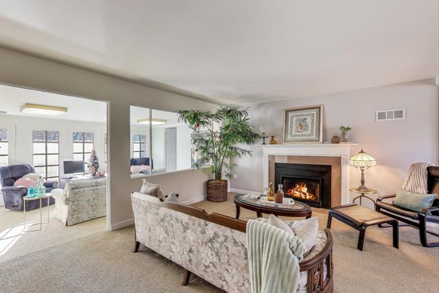 108 Beverly Place, Munster, IN 46321