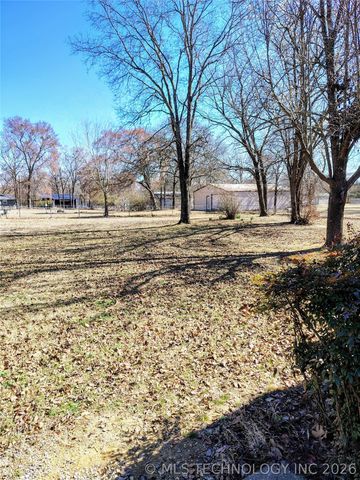 15829 W 933 Road, Park Hill, OK 74451