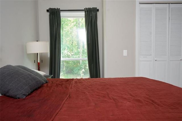 5419 S LAKE Drive, Douglasville, GA 30135