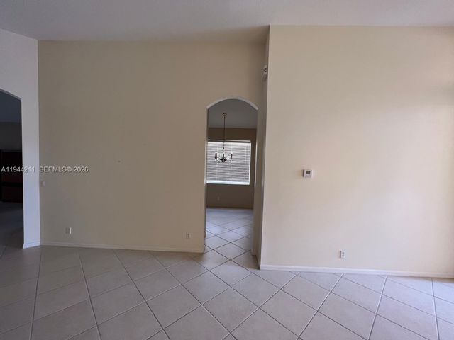 7363 Via Luria, Lake Worth, FL 33467