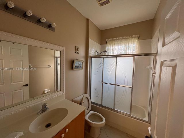 7363 Via Luria, Lake Worth, FL 33467