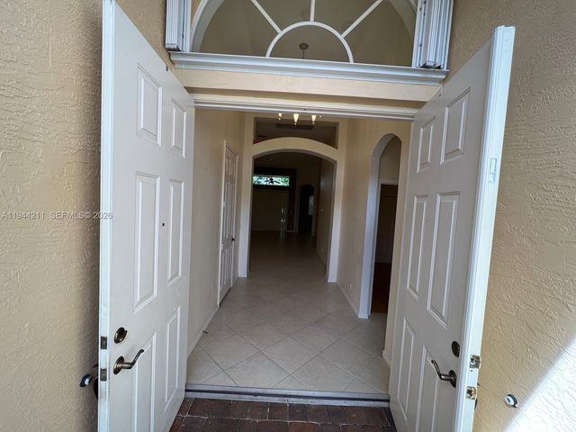 7363 Via Luria, Lake Worth, FL 33467