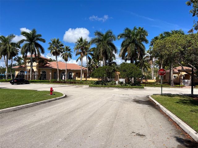 7363 Via Luria, Lake Worth, FL 33467