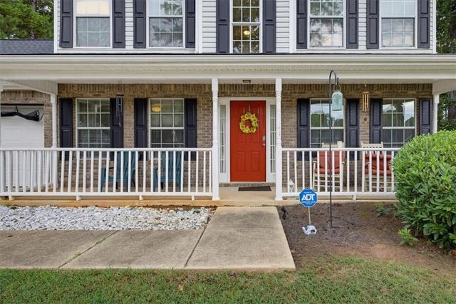 395 Oak Hill Dr, Covington, GA 30016