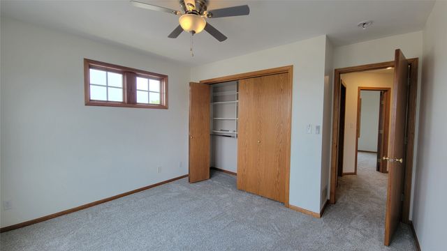 2512 Eaton Avenue, Ames, IA 50010