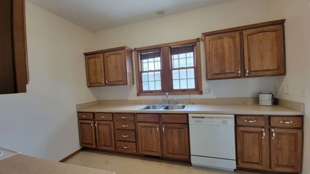 2512 Eaton Avenue, Ames, IA 50010
