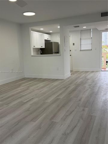 2980 Point East Dr D311, Aventura, FL 33160