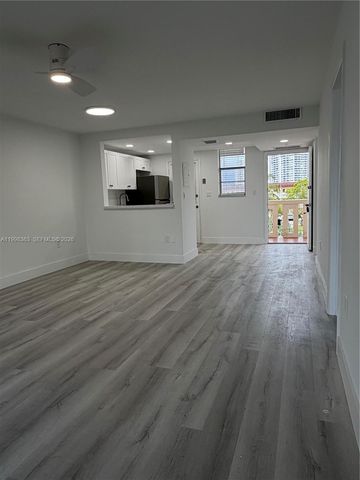 2980 Point East Dr D311, Aventura, FL 33160