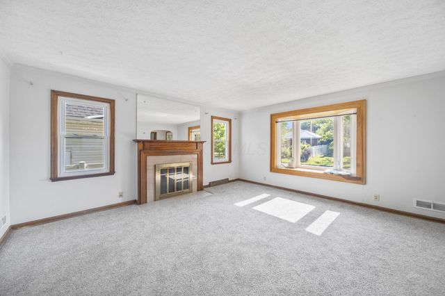 2823 Oaklawn Street, Columbus, OH 43224