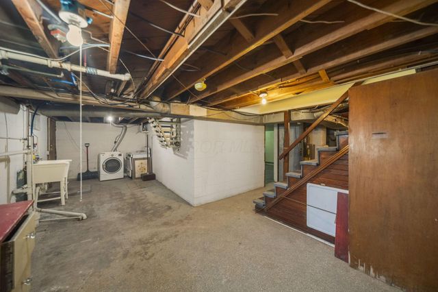2823 Oaklawn Street, Columbus, OH 43224