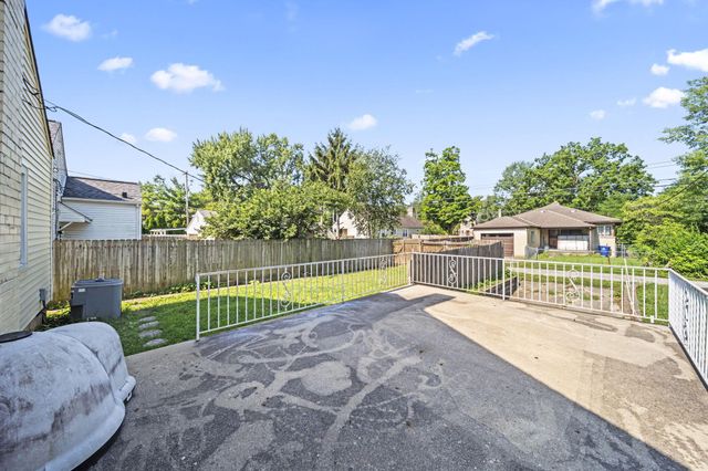 2823 Oaklawn Street, Columbus, OH 43224