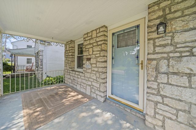 2823 Oaklawn Street, Columbus, OH 43224