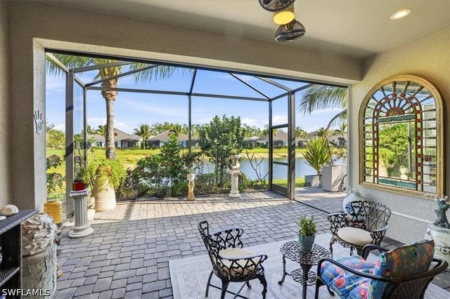 2318 Marquesa CIR, Naples, FL 34112