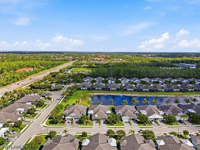 2318 Marquesa CIR, Naples, FL 34112