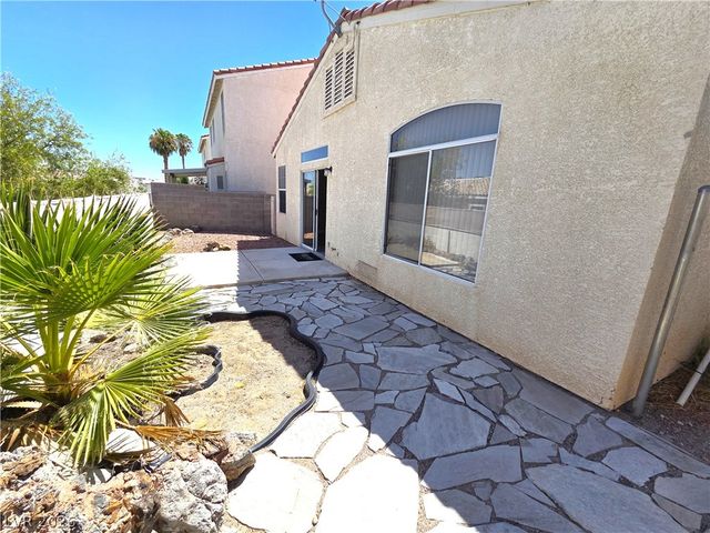 7904 Canyon Grove Court, Las Vegas, NV 89131