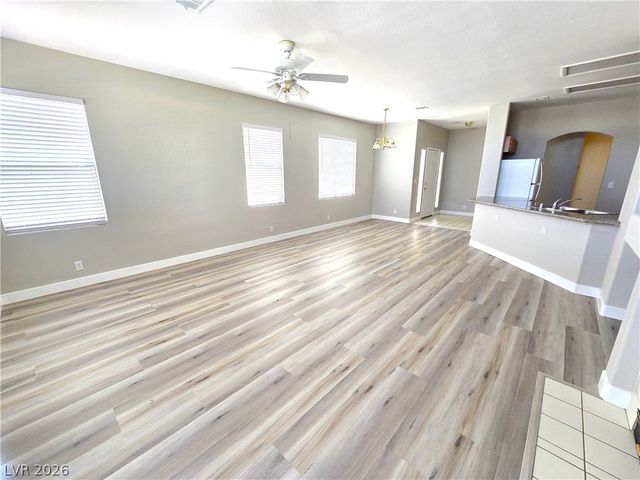 7904 Canyon Grove Court, Las Vegas, NV 89131