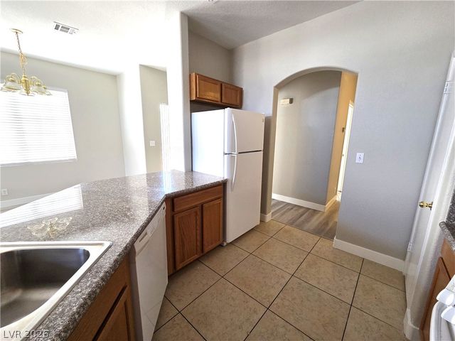7904 Canyon Grove Court, Las Vegas, NV 89131