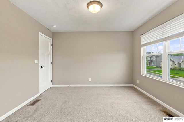 4309 S 214 Street, Omaha, NE 68022